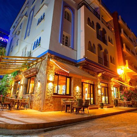 Maison D'Hote Bien Equipe Au Centre De 舍夫沙万 外观 照片